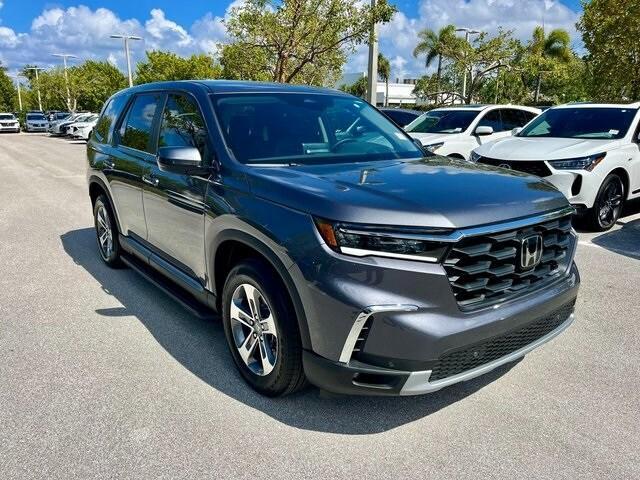 new 2025 Honda Pilot car, priced at $47,425