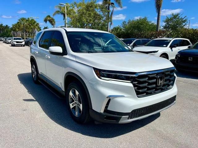 new 2025 Honda Pilot car, priced at $44,496