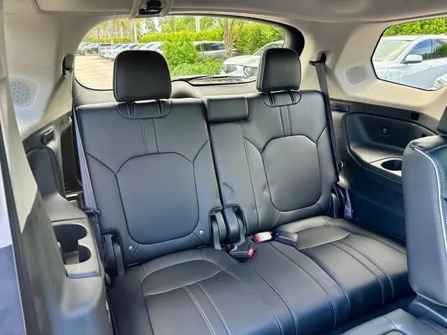 new 2025 Honda Pilot car, priced at $50,344