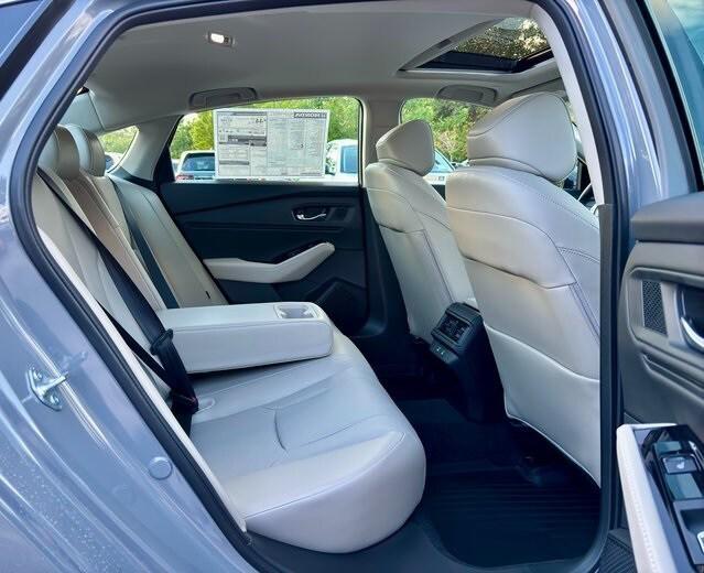 new 2025 Honda Accord Hybrid car, priced at $38,187