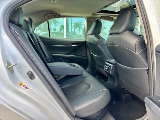 used 2019 Toyota Camry Hybrid car, priced at $23,765