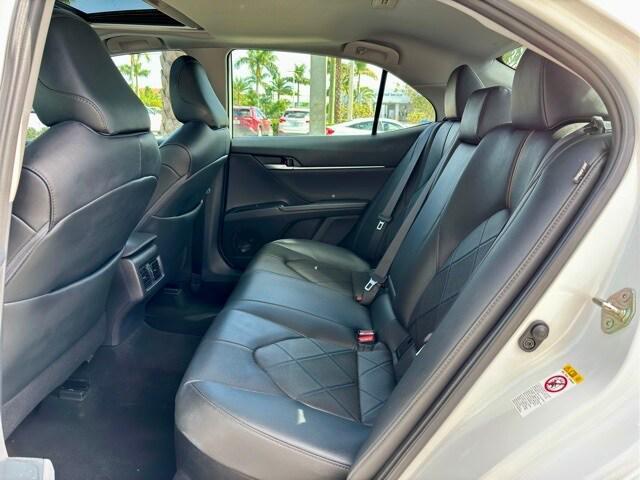 used 2019 Toyota Camry Hybrid car, priced at $23,765