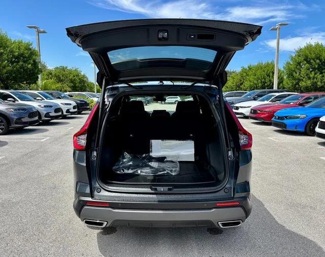 new 2026 Honda CR-V Hybrid car, priced at $40,175