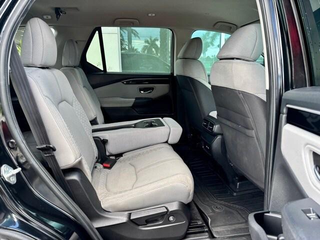 used 2023 Honda Pilot car, priced at $22,277