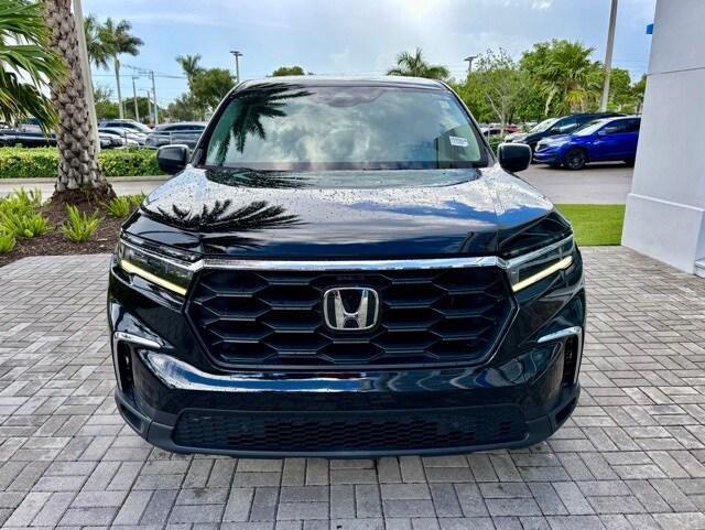 used 2023 Honda Pilot car, priced at $22,277