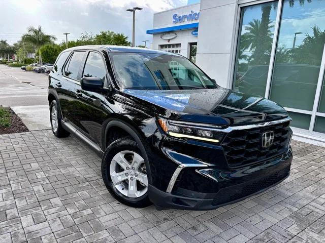 used 2023 Honda Pilot car, priced at $22,277