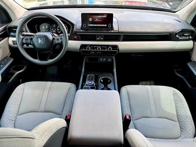 used 2023 Honda Pilot car, priced at $22,277