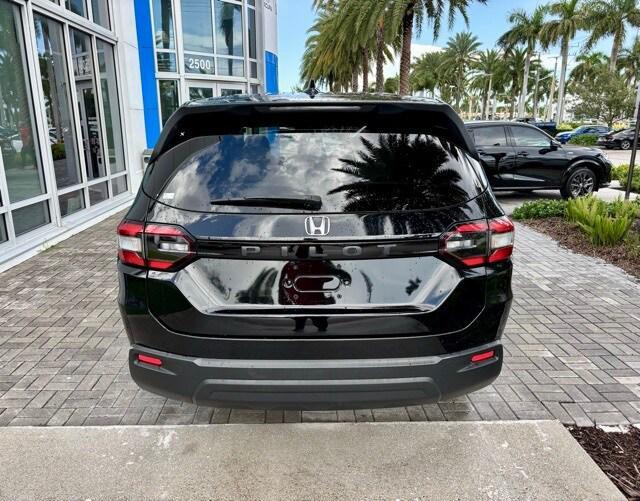 used 2023 Honda Pilot car, priced at $22,277