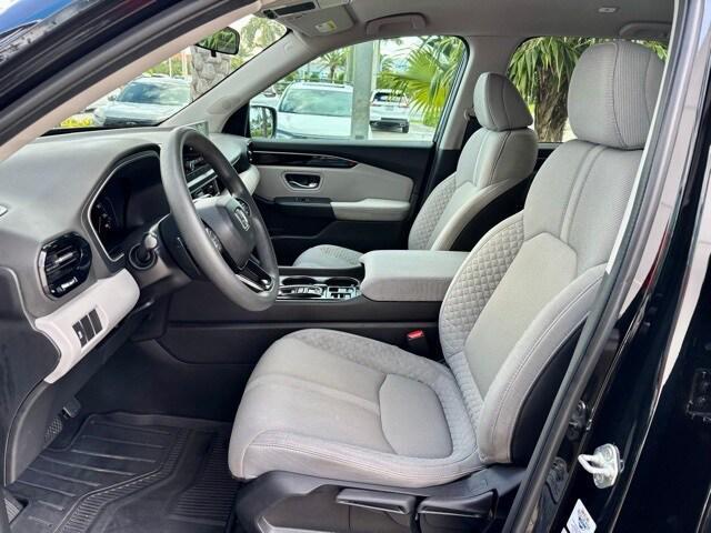 used 2023 Honda Pilot car, priced at $22,277
