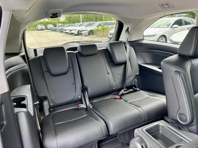 new 2026 Honda Odyssey car, priced at $42,319