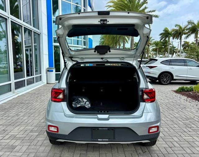 used 2022 Hyundai Venue car, priced at $18,287