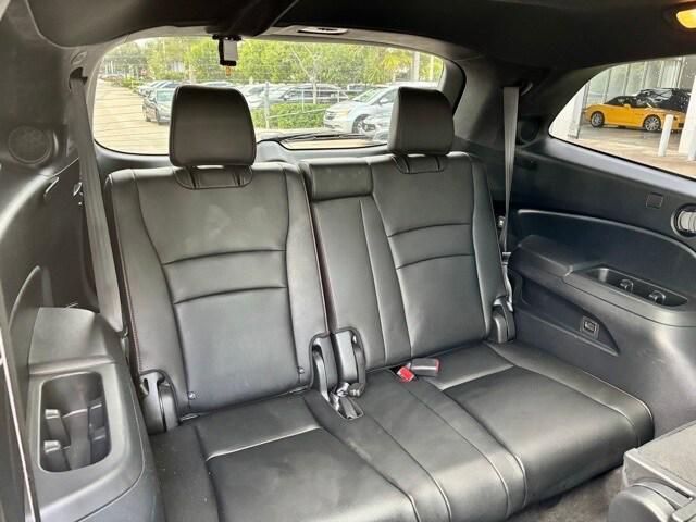 used 2020 Honda Pilot car, priced at $27,990