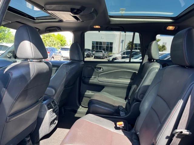 used 2020 Honda Pilot car, priced at $28,142