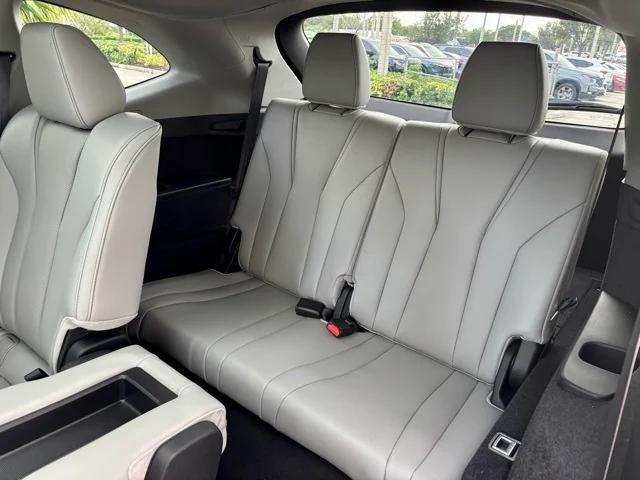 used 2023 Acura MDX car, priced at $36,826