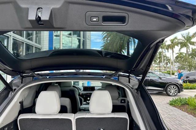 used 2023 Acura MDX car, priced at $36,826