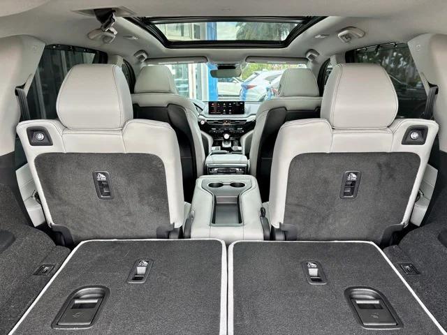 used 2023 Acura MDX car, priced at $36,826