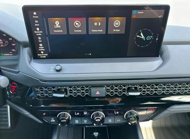 new 2025 Honda Accord Hybrid car, priced at $35,116