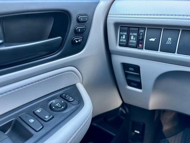 new 2025 Honda Odyssey car, priced at $42,425