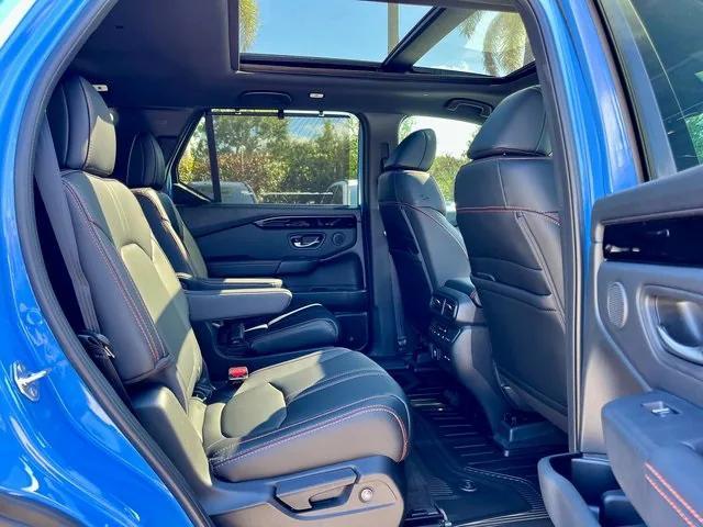 new 2025 Honda Pilot car, priced at $48,329