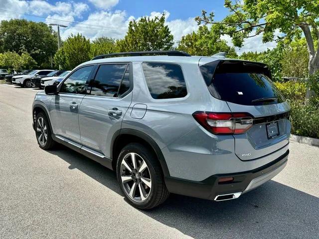 new 2025 Honda Pilot car, priced at $50,726