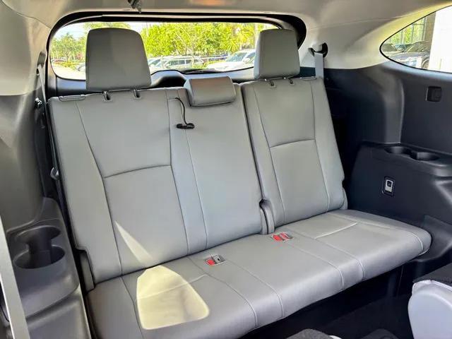 used 2020 Toyota Highlander car, priced at $31,222