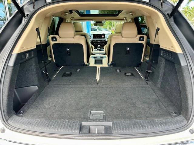 used 2023 Acura MDX car, priced at $33,181