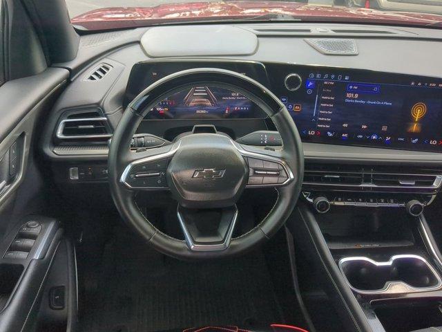 used 2024 Chevrolet Traverse car, priced at $37,984