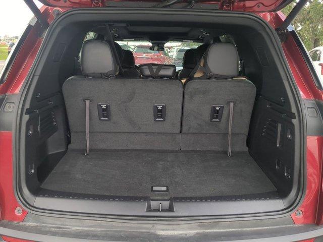 used 2024 Chevrolet Traverse car, priced at $37,984