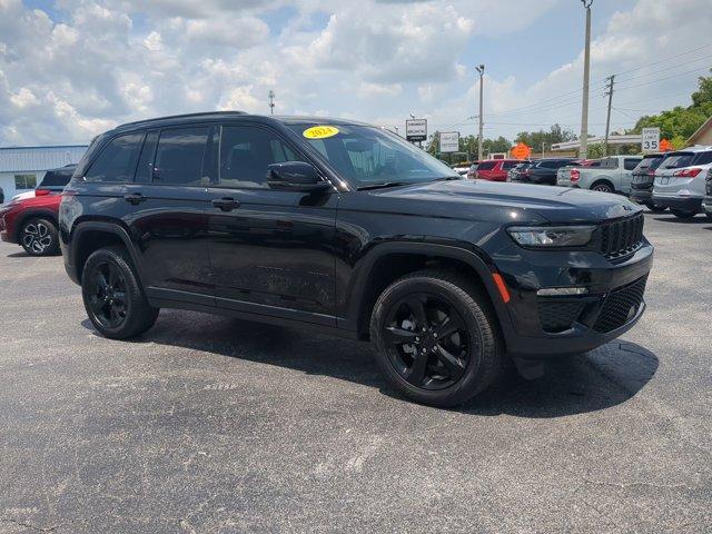 used 2024 Jeep Grand Cherokee car, priced at $38,484