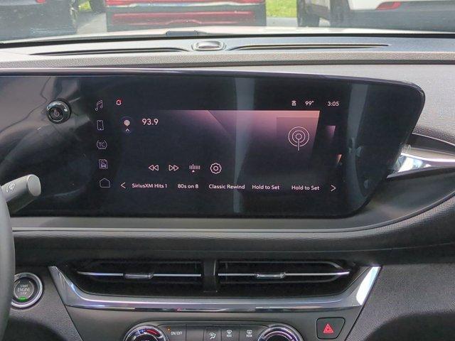 new 2025 Buick Envista car, priced at $22,984