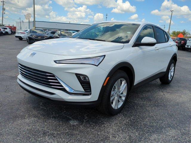 new 2025 Buick Envista car, priced at $22,984