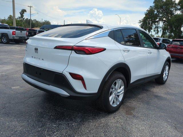 new 2025 Buick Envista car, priced at $22,984