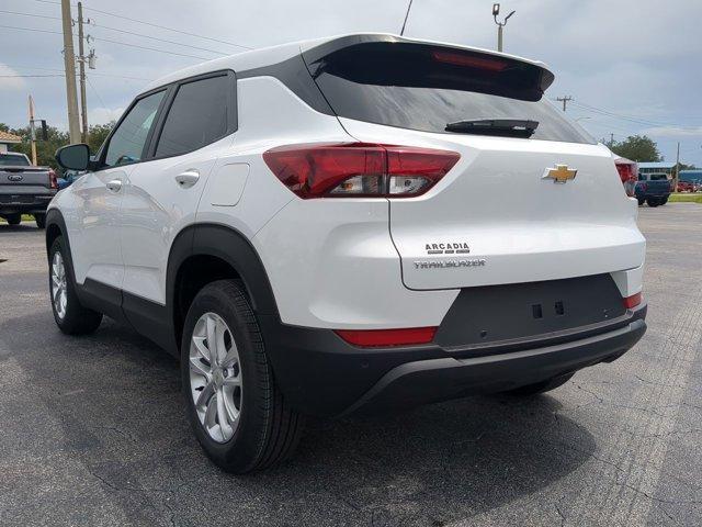 new 2026 Chevrolet TrailBlazer car, priced at $23,500