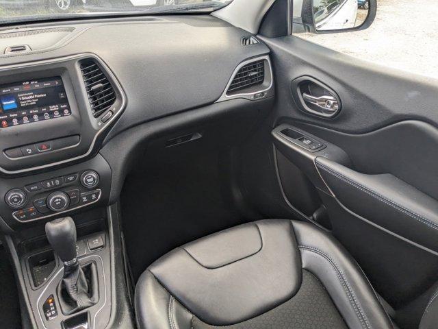 used 2019 Jeep Cherokee car, priced at $20,484