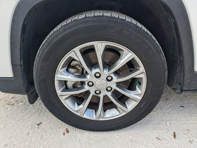 used 2019 Jeep Cherokee car, priced at $20,484