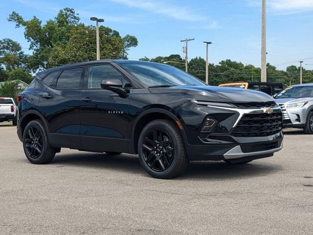 new 2025 Chevrolet Blazer car, priced at $33,984