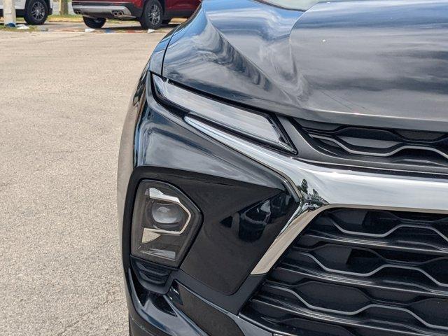 new 2025 Chevrolet Blazer car, priced at $33,984