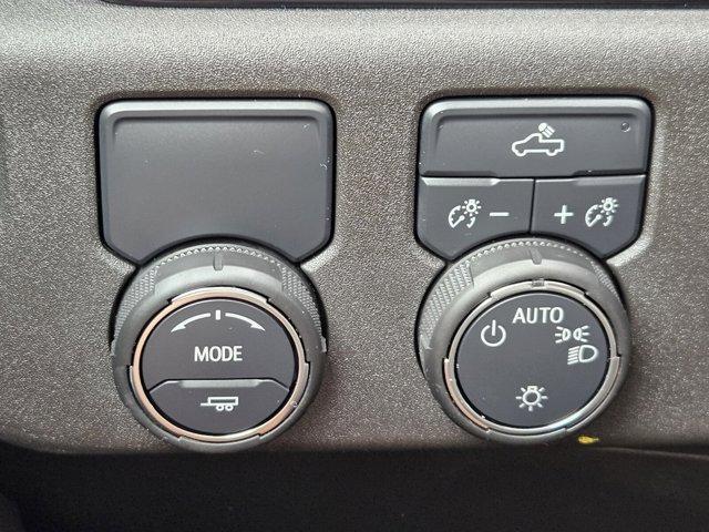 new 2025 Chevrolet Silverado 1500 car, priced at $49,981