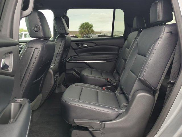 new 2026 Chevrolet Traverse car, priced at $42,220