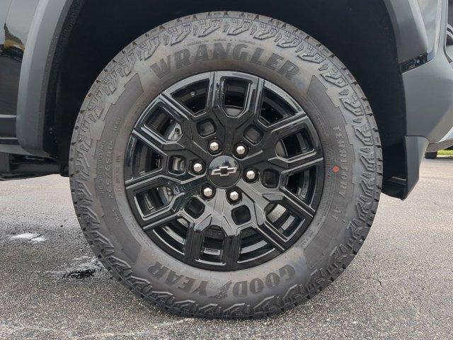 new 2026 Chevrolet Colorado car, priced at $41,900