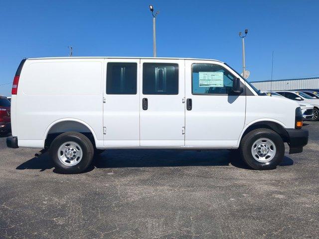 new 2025 Chevrolet Express 2500 car, priced at $39,170