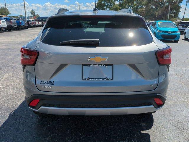 new 2025 Chevrolet Trax car, priced at $23,104
