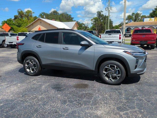 new 2025 Chevrolet Trax car, priced at $23,104