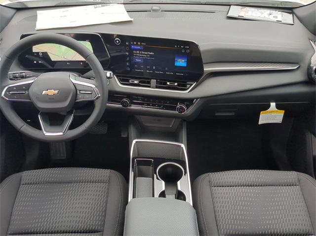 new 2025 Chevrolet Equinox car, priced at $28,004