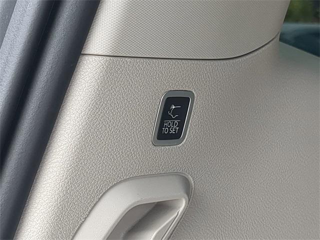 used 2022 Jeep Wagoneer car, priced at $40,999