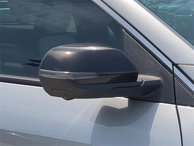new 2025 Chevrolet Traverse car, priced at $53,363