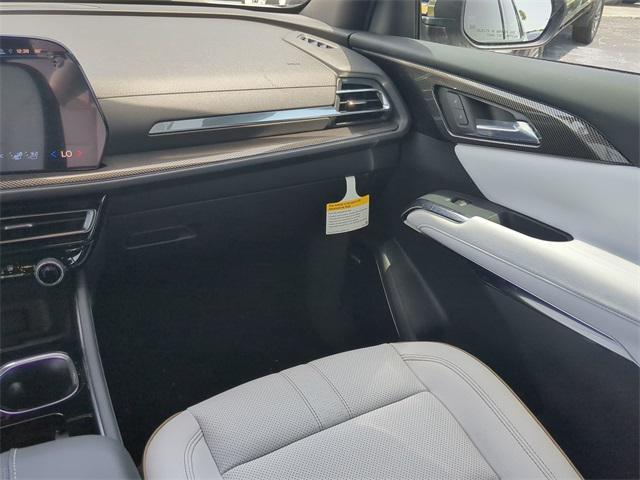 new 2025 Chevrolet Traverse car, priced at $53,363