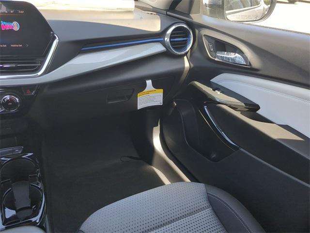 new 2025 Chevrolet Trax car, priced at $23,183