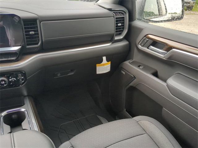 new 2025 Chevrolet Silverado 1500 car, priced at $52,626