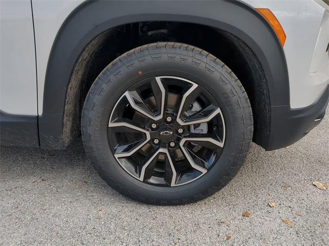 new 2025 Chevrolet TrailBlazer car, priced at $26,196